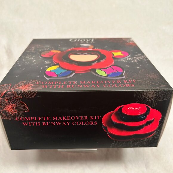 Giovi U.S.A. Professional Make-Up Kit Complete Makeover With Runway Colors - Picture 5 of 9